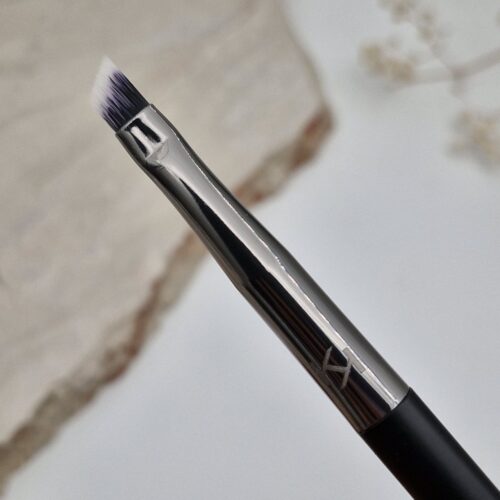 Eyes 62 Slanted Eyeliner Brush Kiko Milano